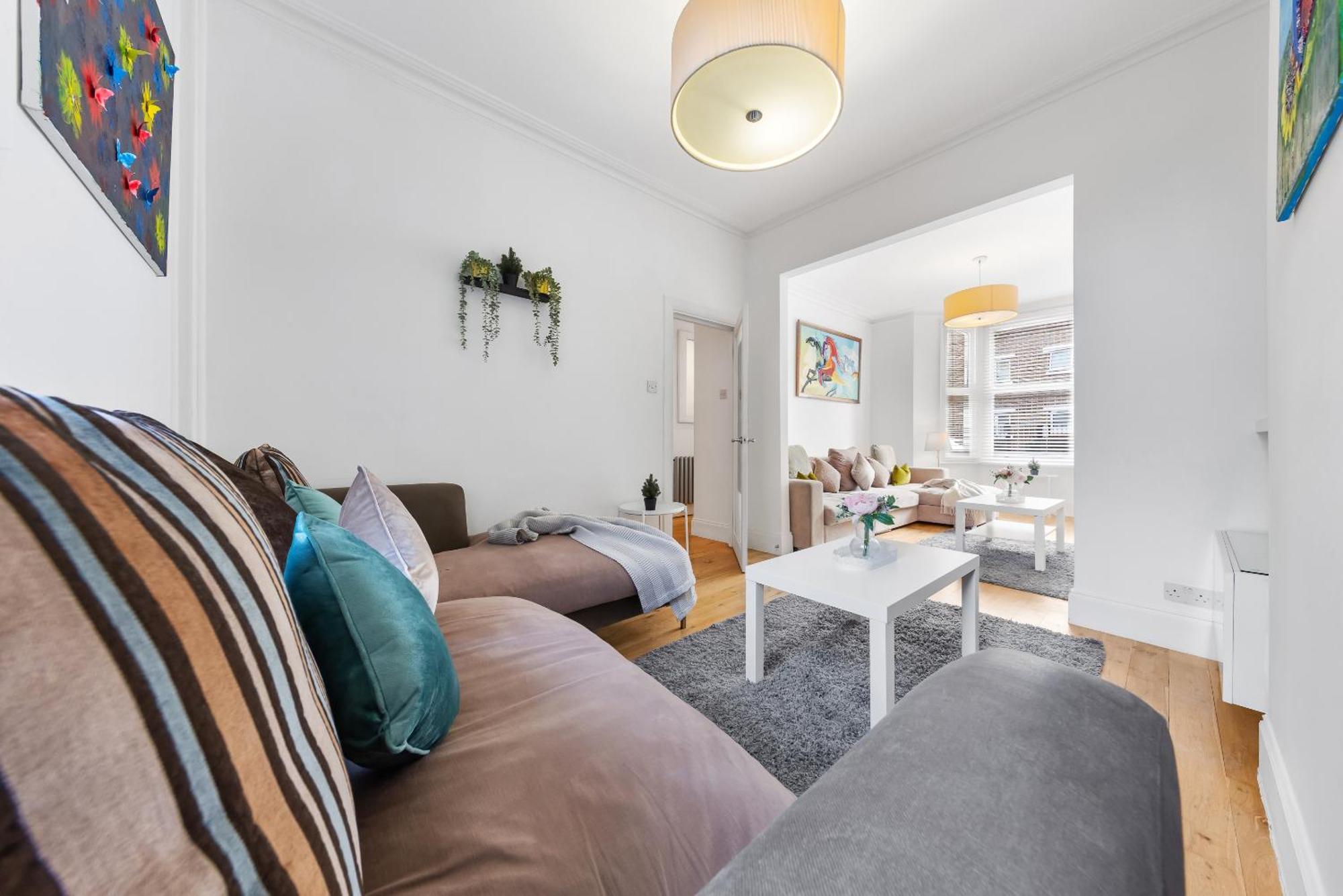Luxury 4-Bedroom Modern Flat In Central London Steps From Station, Sleeps 9 In Style! Esterno foto