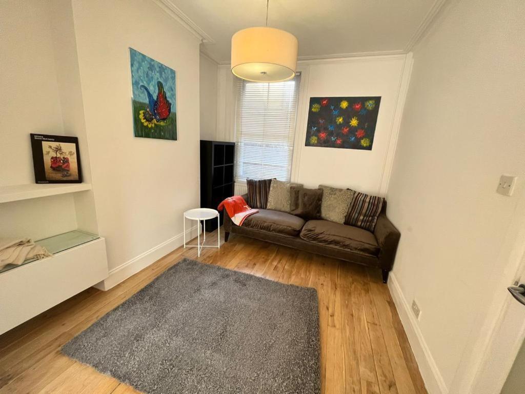Luxury 4-Bedroom Modern Flat In Central London Steps From Station, Sleeps 9 In Style! Camera foto