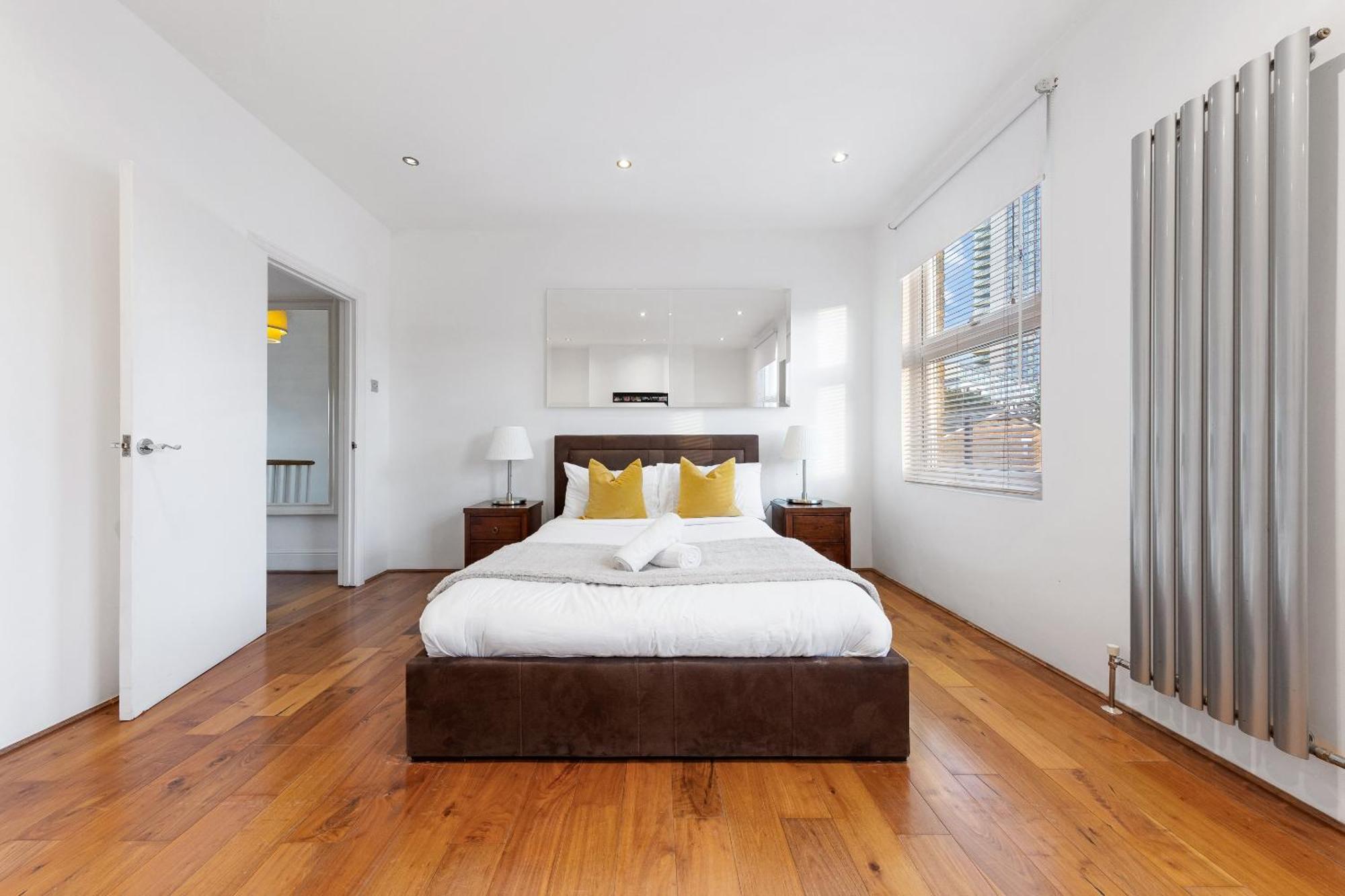 Luxury 4-Bedroom Modern Flat In Central London Steps From Station, Sleeps 9 In Style! Esterno foto
