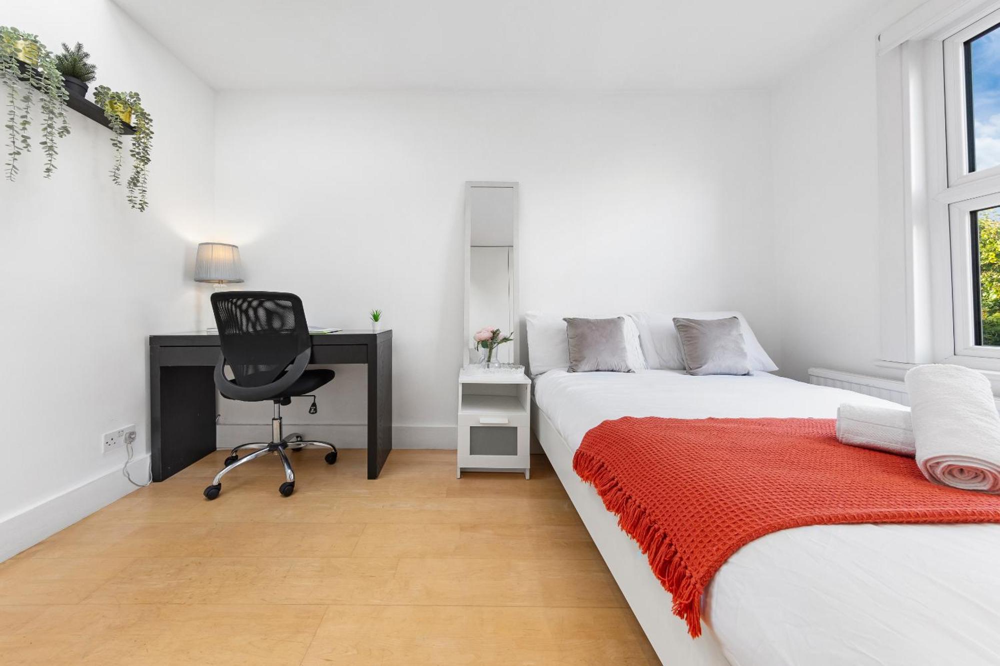 Luxury 4-Bedroom Modern Flat In Central London Steps From Station, Sleeps 9 In Style! Esterno foto