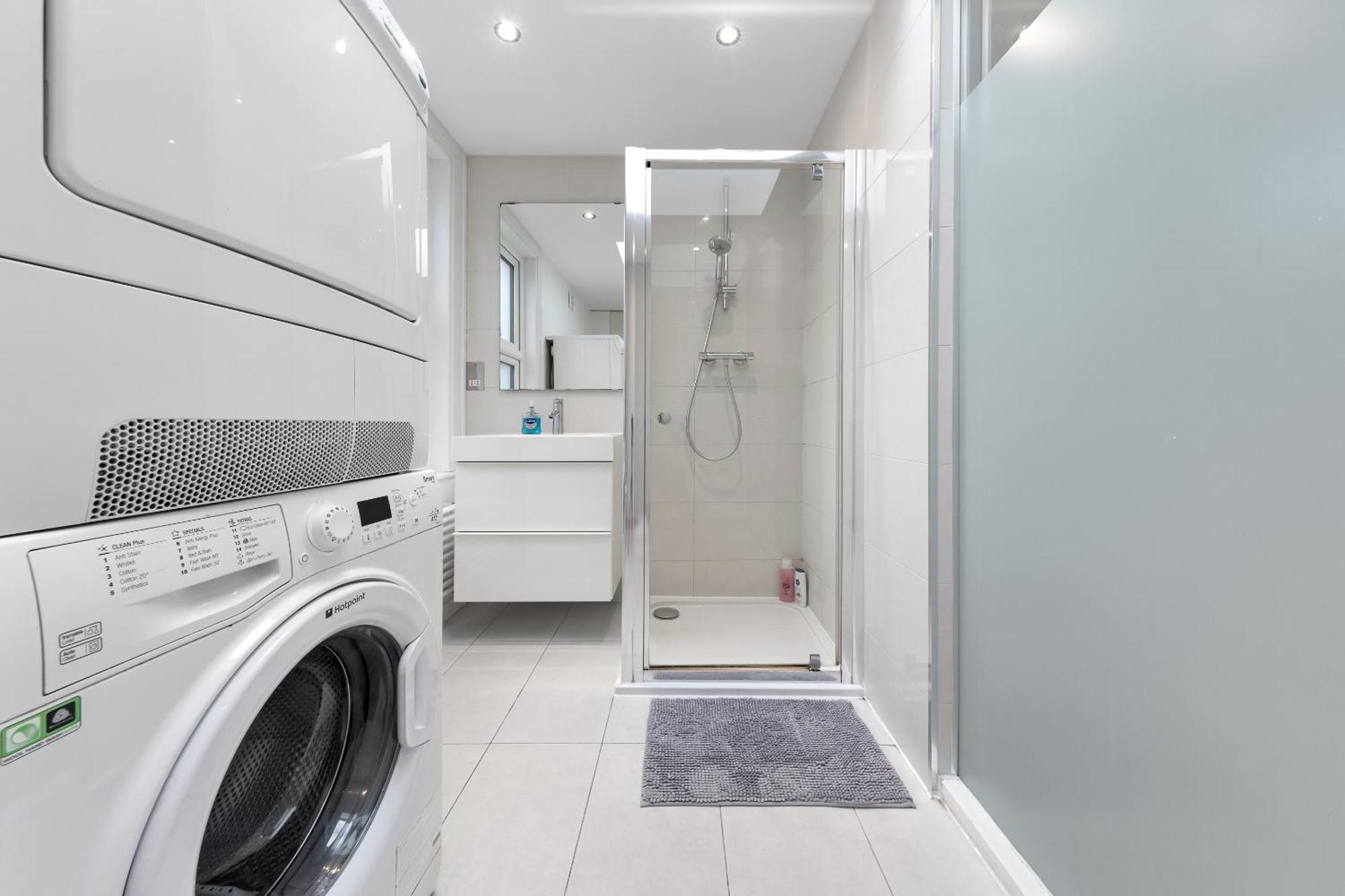 Luxury 4-Bedroom Modern Flat In Central London Steps From Station, Sleeps 9 In Style! Esterno foto