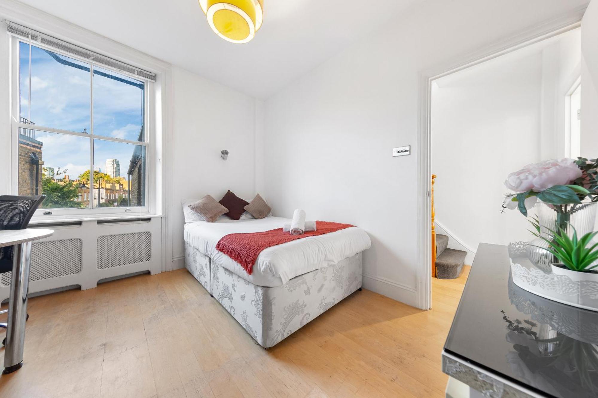 Luxury 4-Bedroom Modern Flat In Central London Steps From Station, Sleeps 9 In Style! Esterno foto