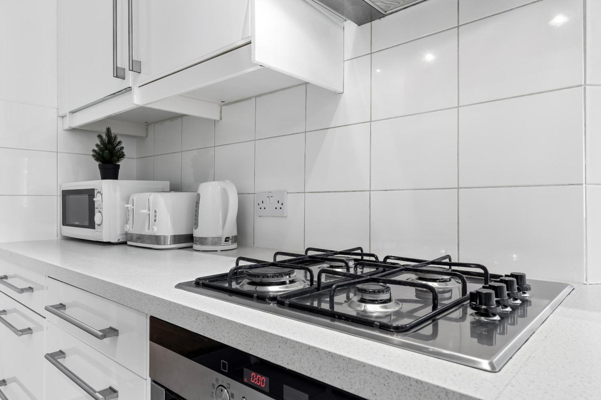 Luxury 4-Bedroom Modern Flat In Central London Steps From Station, Sleeps 9 In Style! Esterno foto